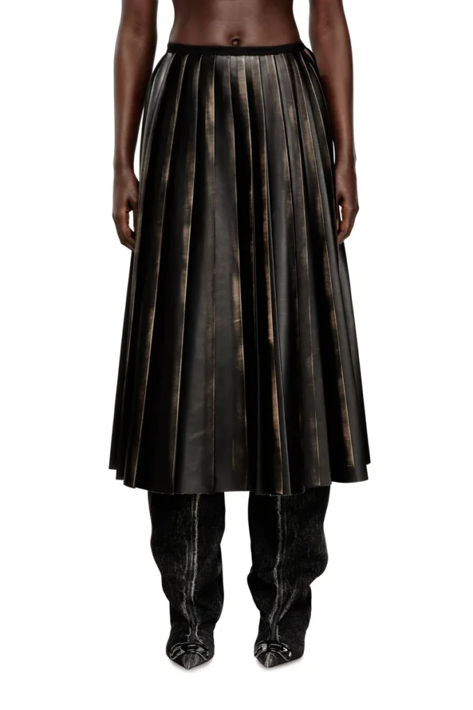 o-saka Distressed pleated midi skirt o-saka Distressed pleated midi skirt