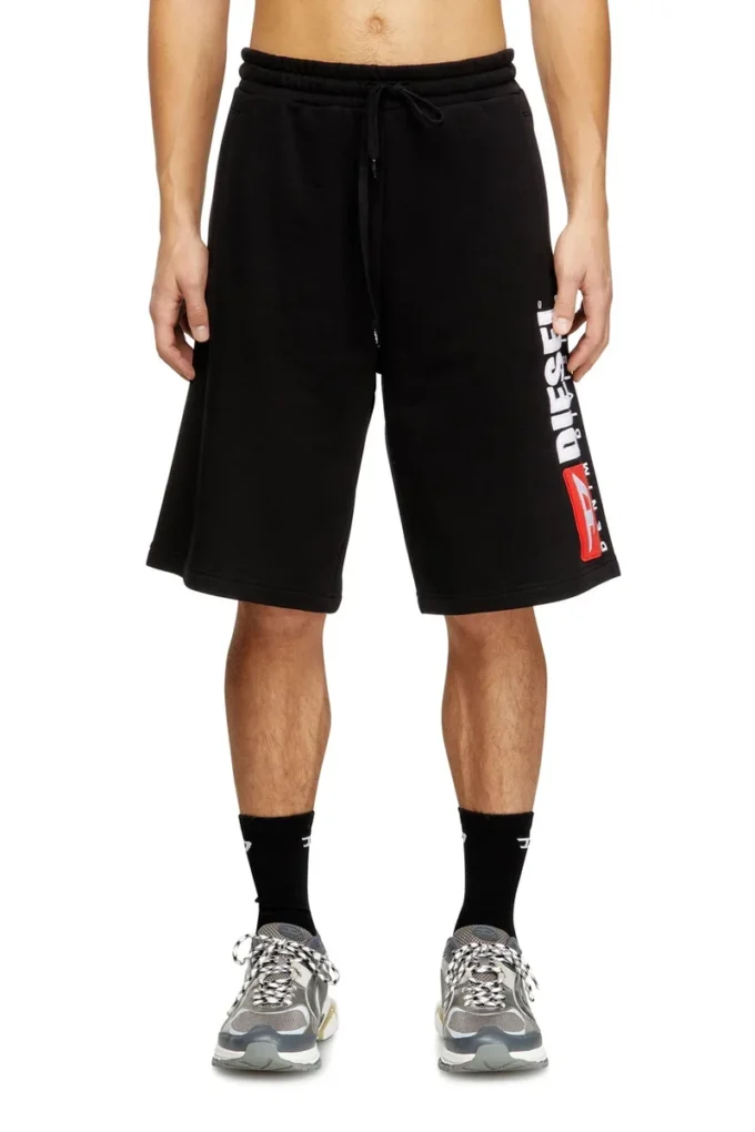 p-crow-div Fleece shorts with maxi logo patch p-crow-div Fleece shorts with maxi logo patch