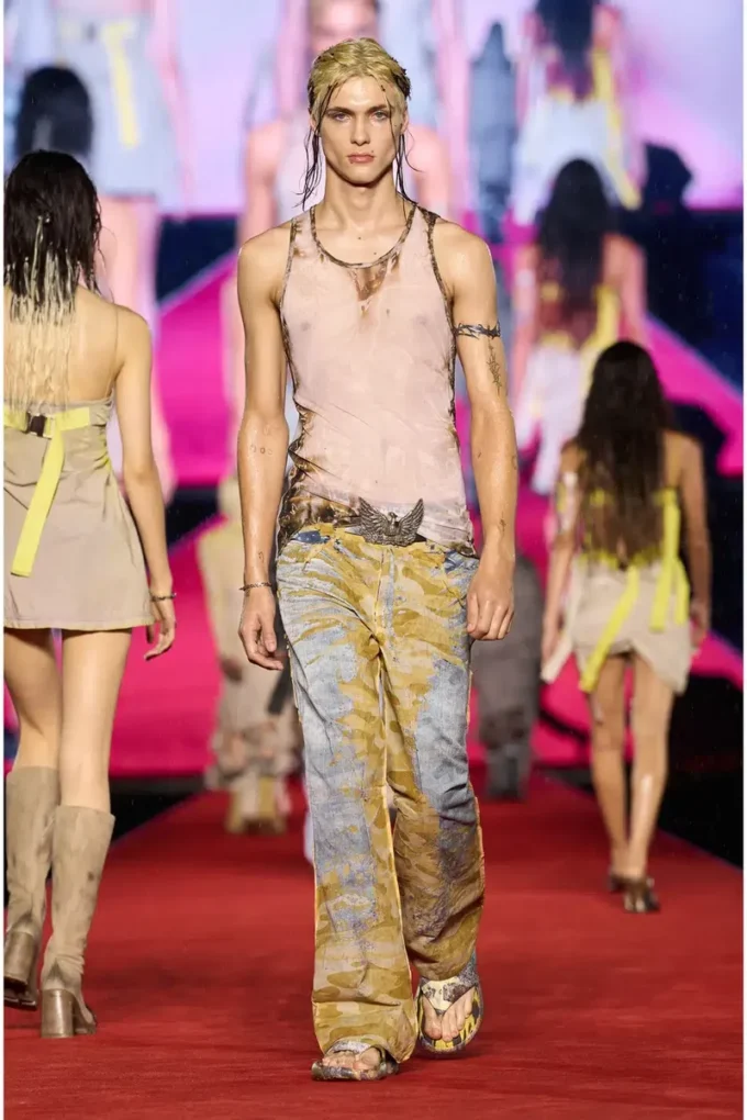 t-lifty-burn-art Tulle tank with burning plastic print t-lifty-burn-art Tulle tank with burning plastic print