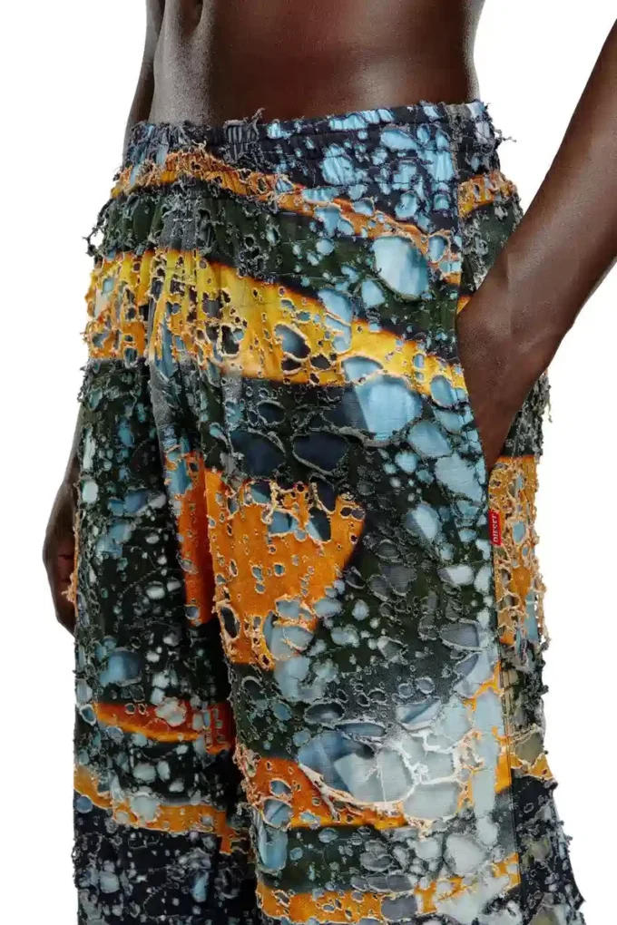 p-leopes-peel Destroyed pants with cinema prints p-leopes-peel Destroyed pants with cinema prints