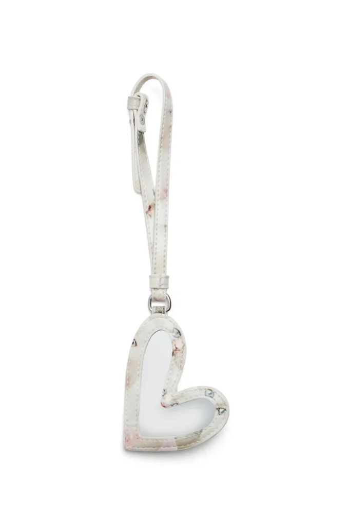 play mirror Heart keychain play mirror Heart keychain