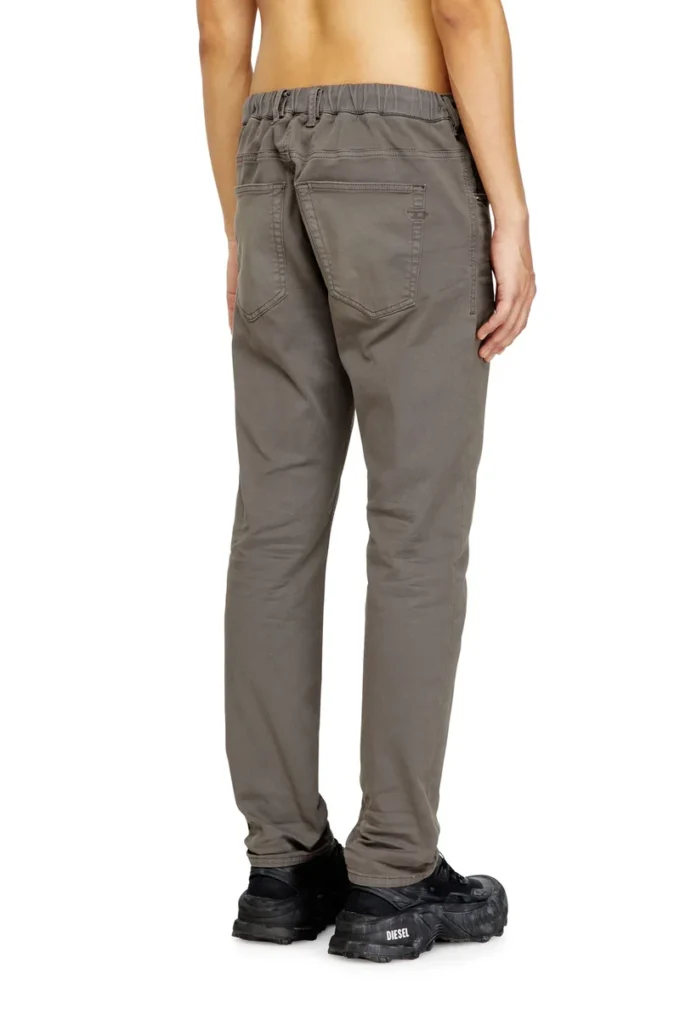 regular 2032 d-krooley-bw joggjeans® 0670m Find nearest store regular 2032 d-krooley-bw joggjeans® 0670m Find nearest store