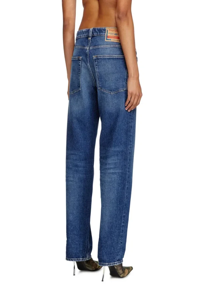 regular jeans 1988 d-ark 09l21 Find nearest store regular jeans 1988 d-ark 09l21 Find nearest store
