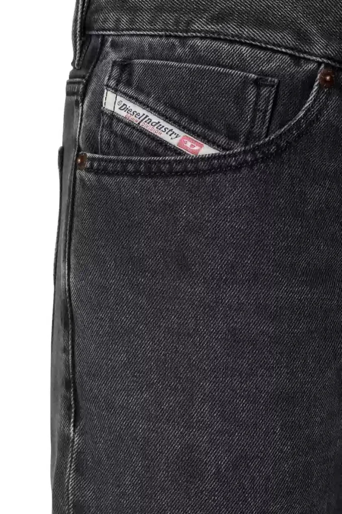 regular jeans 1995 d-sark 09b87 Regular Jeans – 1995 regular jeans 1995 d-sark 09b87 Regular Jeans – 1995