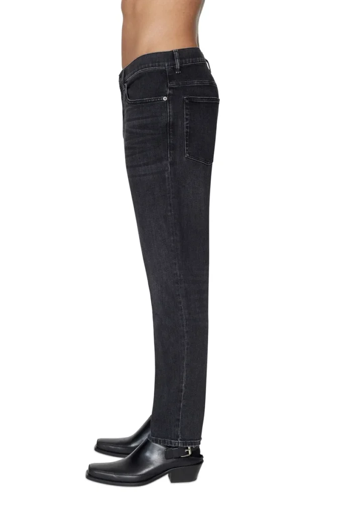 regular jeans 2005 d-fining 09b83 Find nearest store regular jeans 2005 d-fining 09b83 Find nearest store