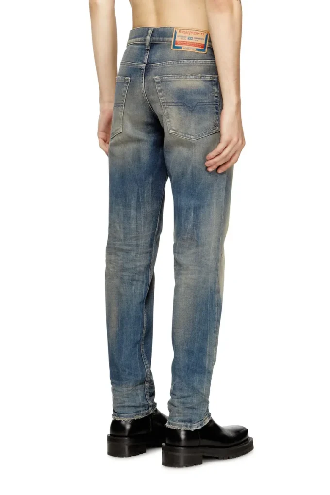 regular jeans 2023 d-finitive 09m18 Find nearest store
