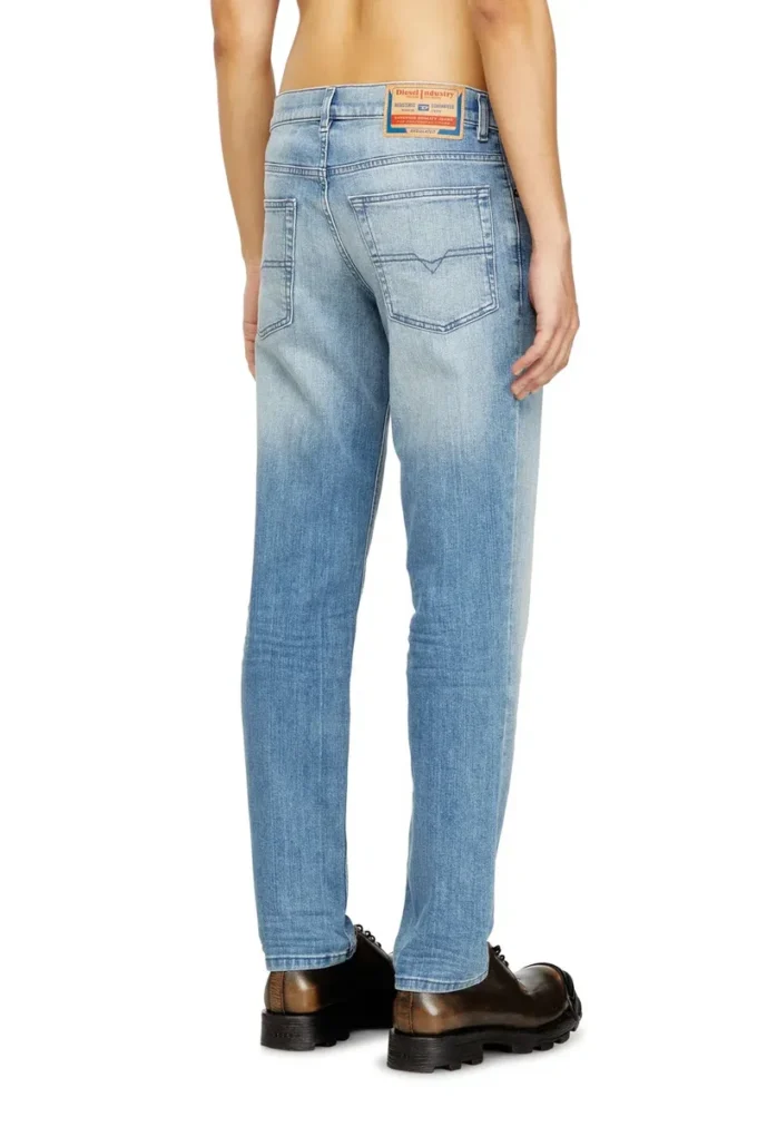 regular jeans 2023 d-finitive 0grdi Find nearest store regular jeans 2023 d-finitive 0grdi Find nearest store