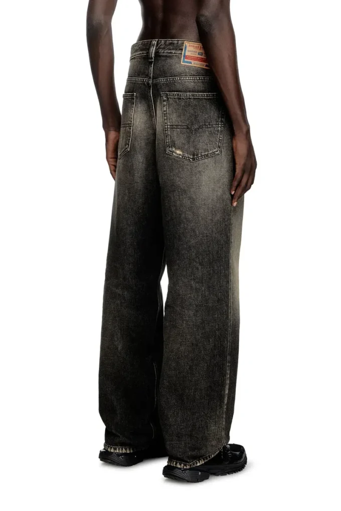 relaxed jeans 2001 d-macro 007z1 Find nearest store relaxed jeans 2001 d-macro 007z1 Find nearest store