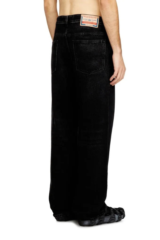 relaxed jeans 2001 d-macro 09p09 Find nearest store relaxed jeans 2001 d-macro 09p09 Find nearest store