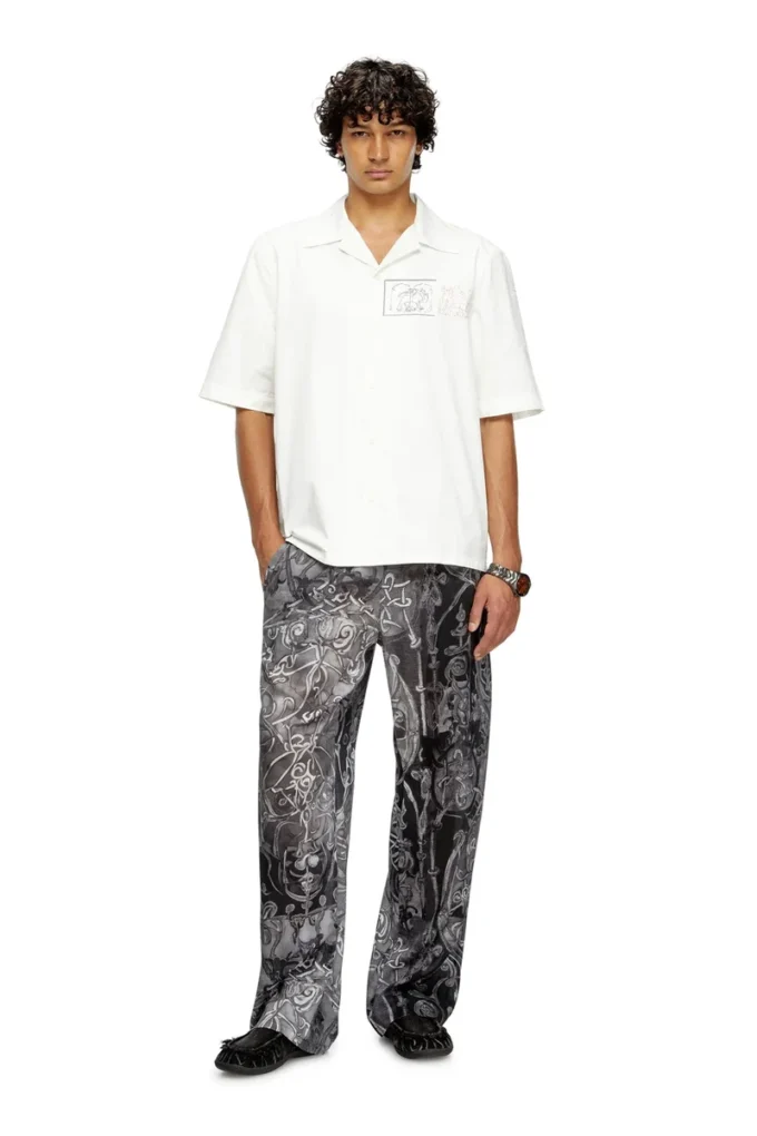 s-brack-a-hgbs Shirt with sword print s-brack-a-hgbs Shirt with sword print