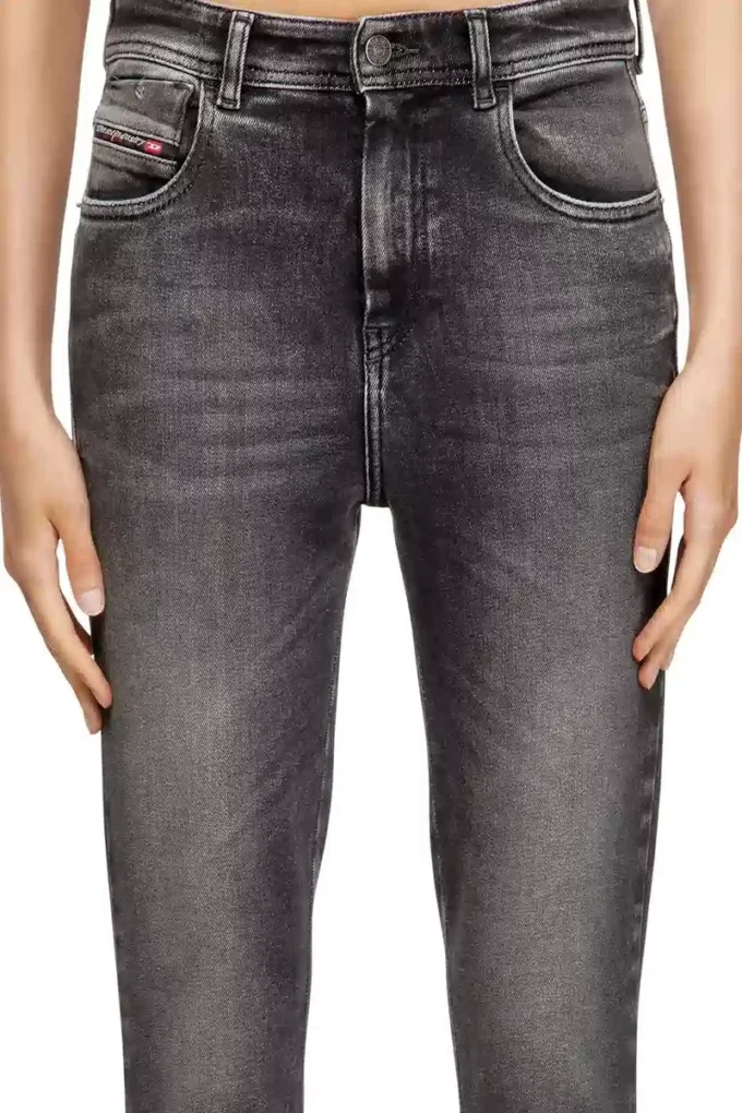 skinny jeans 1984 slandy-high 09l93 Find nearest store skinny jeans 1984 slandy-high 09l93 Find nearest store
