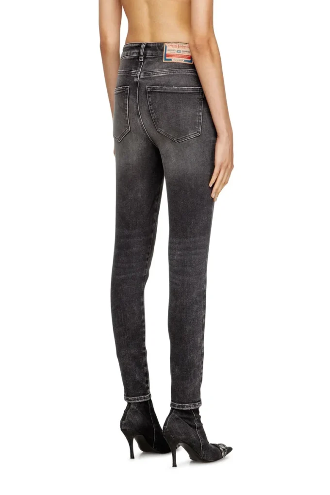 skinny jeans 1984 slandy-high 09l93 Find nearest store skinny jeans 1984 slandy-high 09l93 Find nearest store