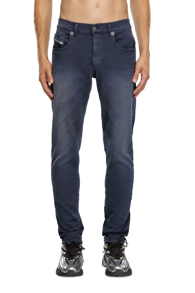 slim 2060 d-strukt joggjeans® 0670m Find nearest store slim 2060 d-strukt joggjeans® 0670m Find nearest store