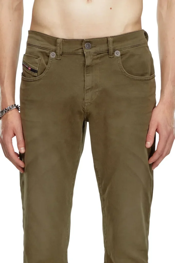 slim 2060 d-strukt joggjeans® 0670m Find nearest store slim 2060 d-strukt joggjeans® 0670m Find nearest store