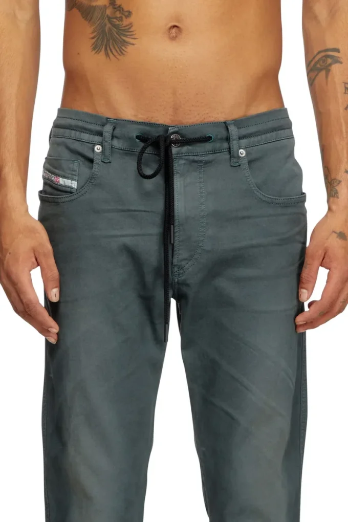 slim 2062 d-strukt joggjeans® 0670m Find nearest store slim 2062 d-strukt joggjeans® 0670m Find nearest store