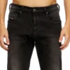 slim 2062 d-strukt joggjeans&reg; 0670m Find nearest store