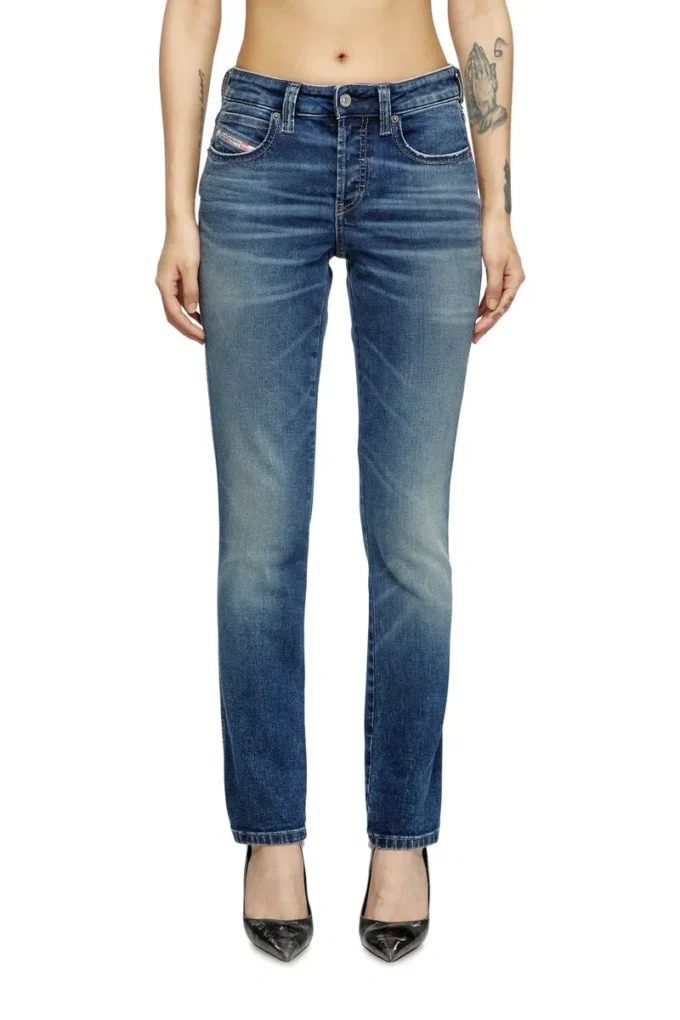 slim jeans 1992 d-jiann 0dbee Find nearest store slim jeans 1992 d-jiann 0dbee Find nearest store