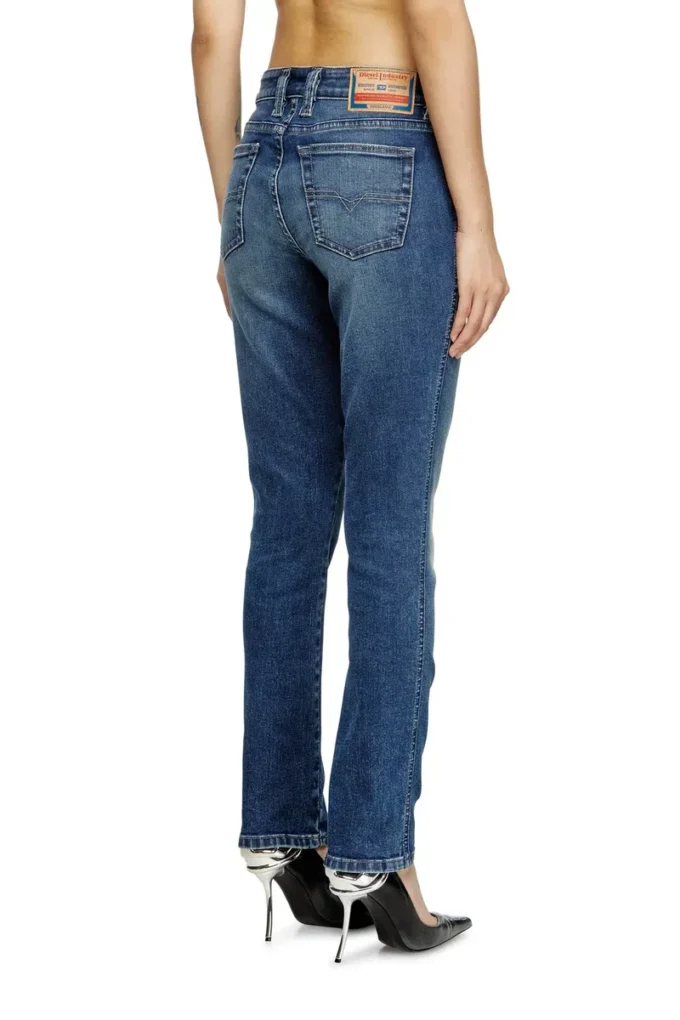 slim jeans 1992 d-jiann 0dbee Find nearest store slim jeans 1992 d-jiann 0dbee Find nearest store