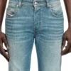 slim jeans 1993 d-vyl 09m58 Find nearest store