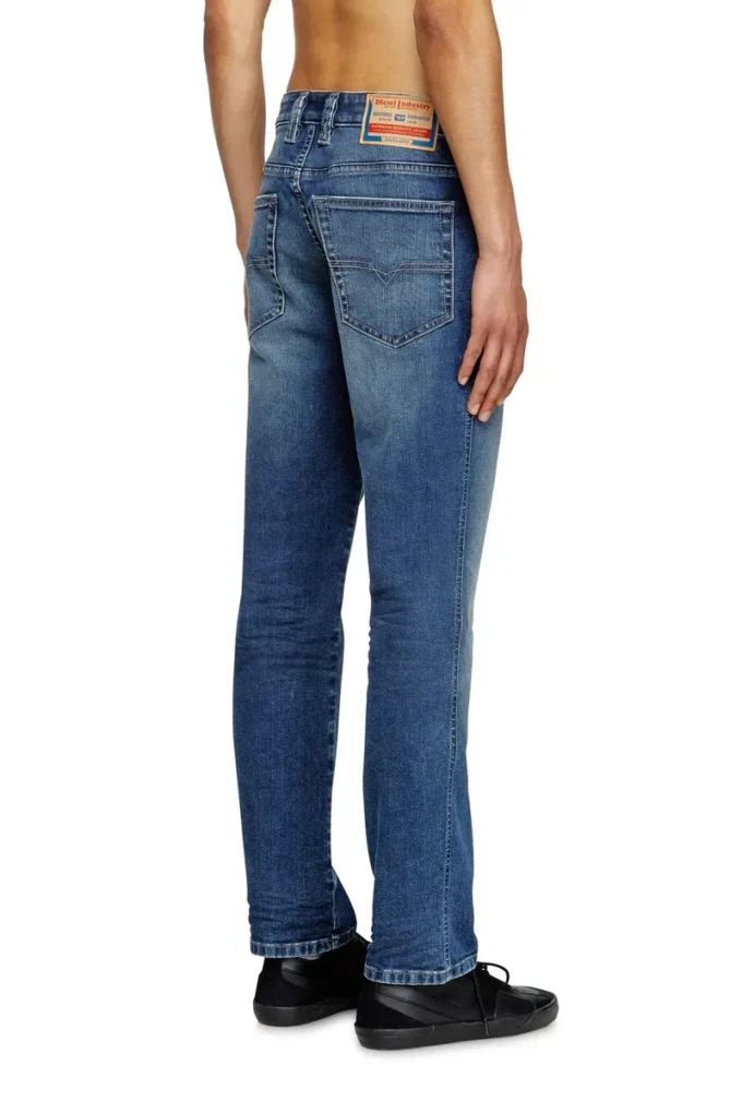 slim jeans 1993 d-vyl 0dbee Find nearest store slim jeans 1993 d-vyl 0dbee Find nearest store
