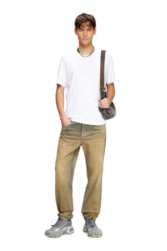 t-adjust-bigoval T-shirt with embossed Oval D