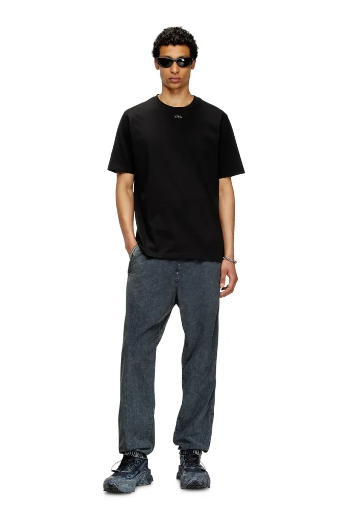 t-adjust-marey T-shirt with cut-out Oval D t-adjust-marey T-shirt with cut-out Oval D