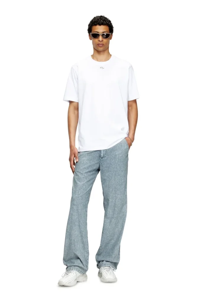 t-adjust-marey T-shirt with cut-out Oval D t-adjust-marey T-shirt with cut-out Oval D