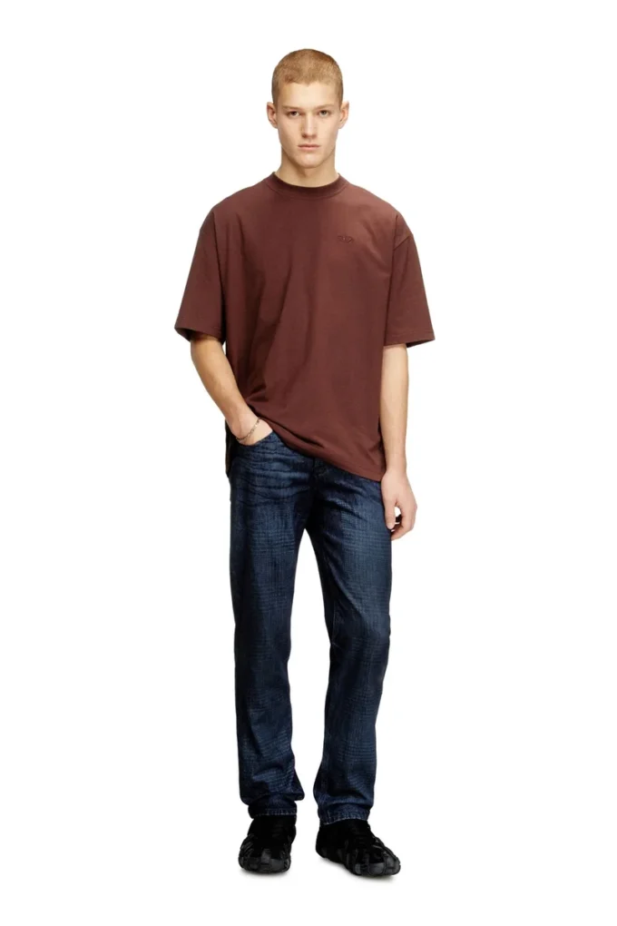 t-boggy-megoval-d T-shirt with maxi oval D embroidery t-boggy-megoval-d T-shirt with maxi oval D embroidery