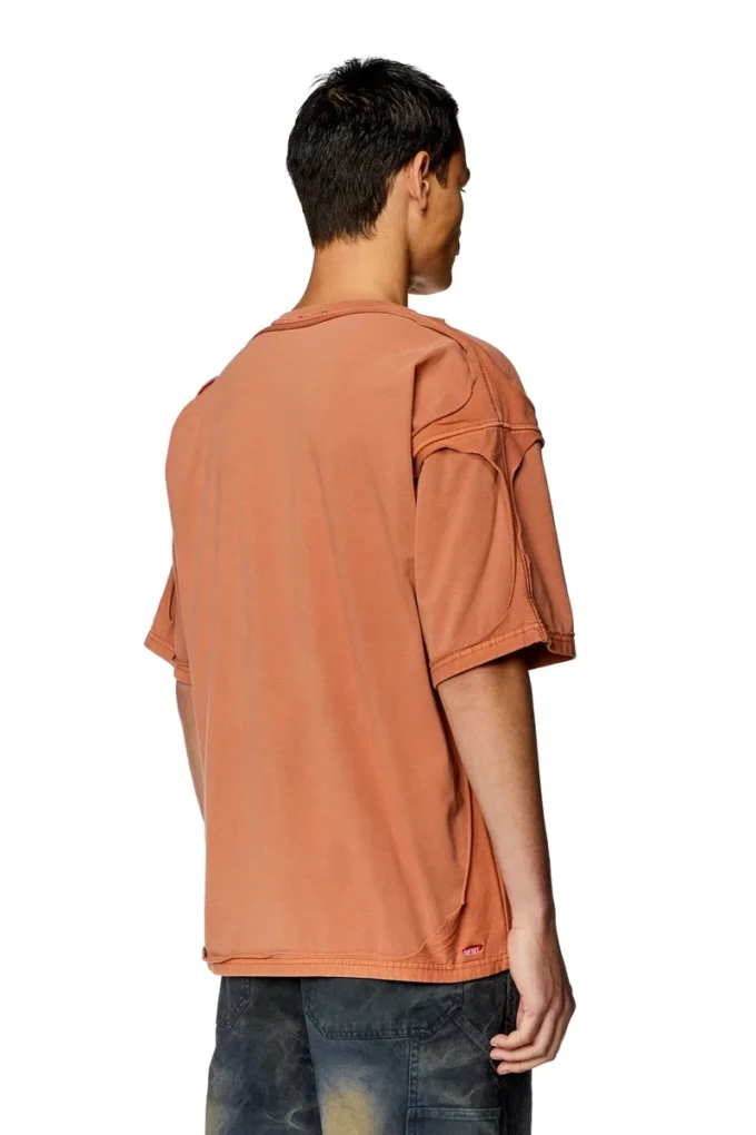 t-boxt-dbl T-shirt with destroyed peel-off effect t-boxt-dbl T-shirt with destroyed peel-off effect