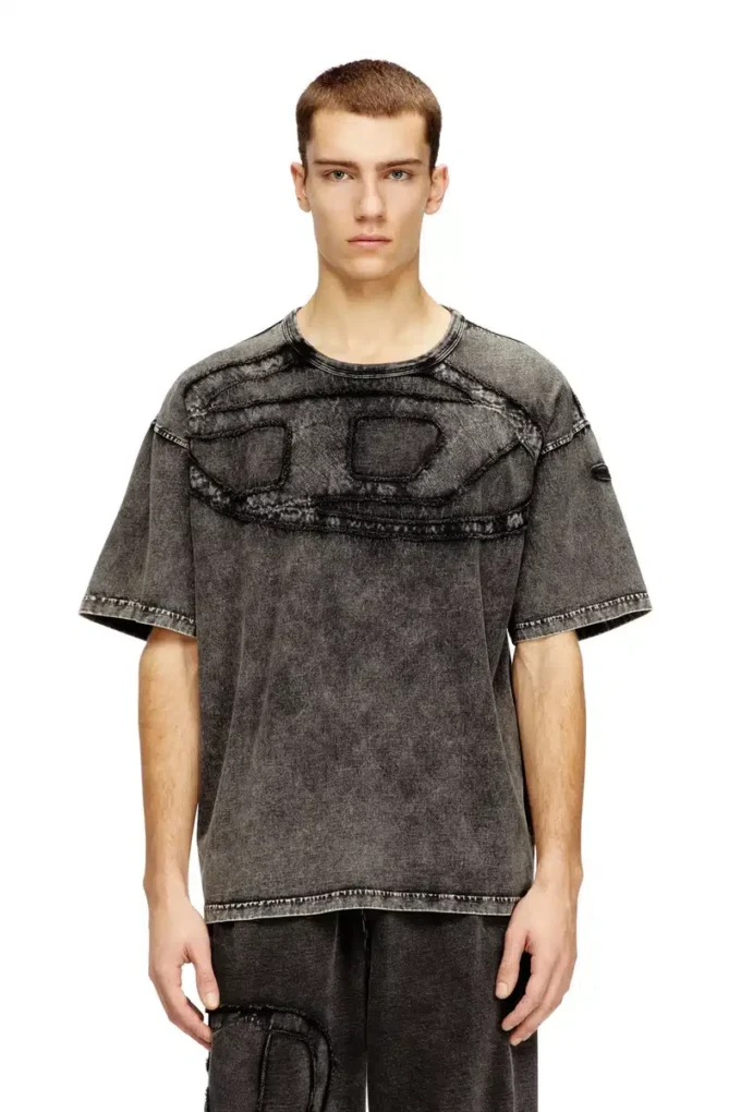 t-boxt-den Relaxed cotton T-shirt with Oval D applique t-boxt-den Relaxed cotton T-shirt with Oval D applique