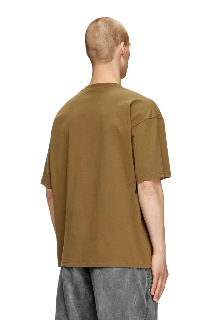 t-boxt-n14 T-shirt with distressed flocked logo t-boxt-n14 T-shirt with distressed flocked logo