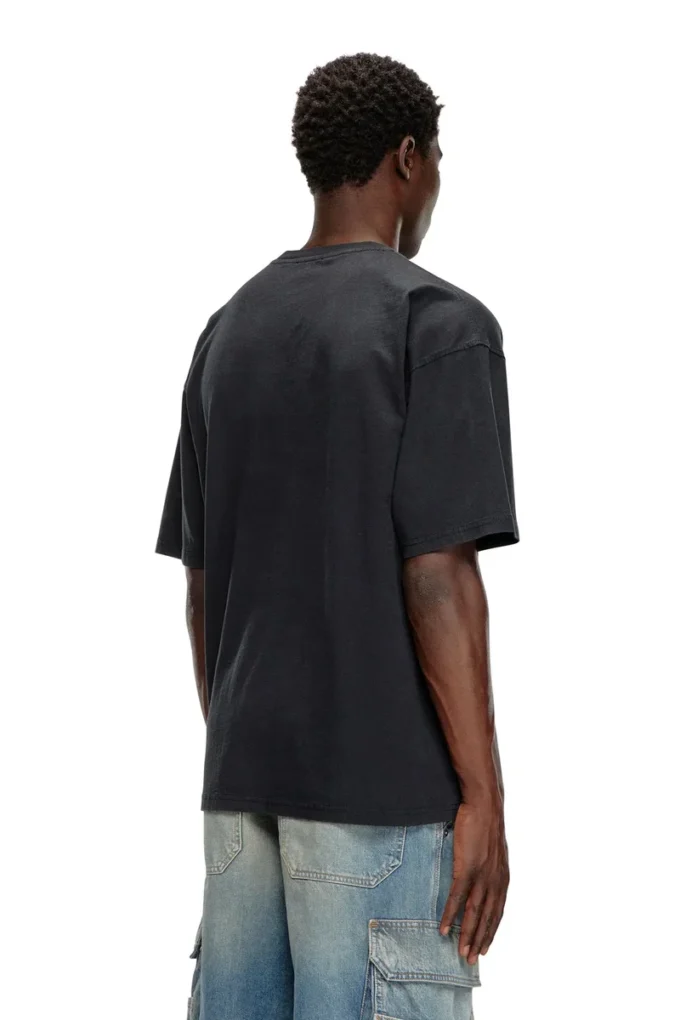t-boxt-n14 T-shirt with distressed flocked logo t-boxt-n14 T-shirt with distressed flocked logo