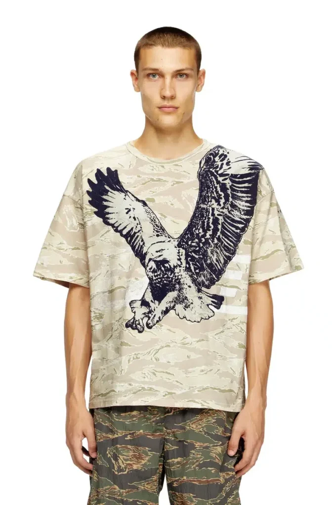 t-boxt-t14 Camo T-shirt with eagle print t-boxt-t14 Camo T-shirt with eagle print