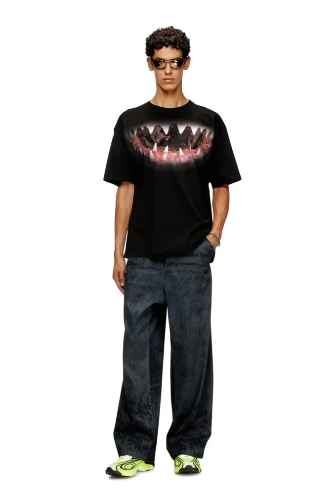 t-boxt-t21 Cotton t-shirt with Shark mouth print t-boxt-t21 Cotton t-shirt with Shark mouth print
