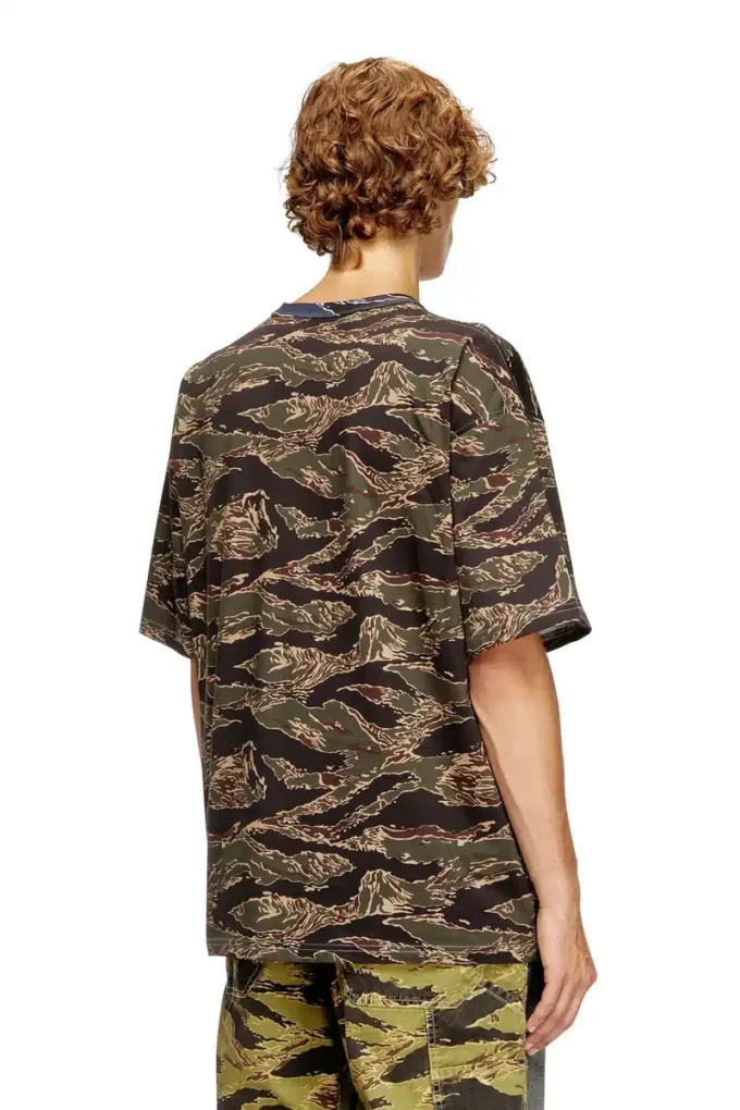 t-boxt-t22 Camo T-shirt with camo logo