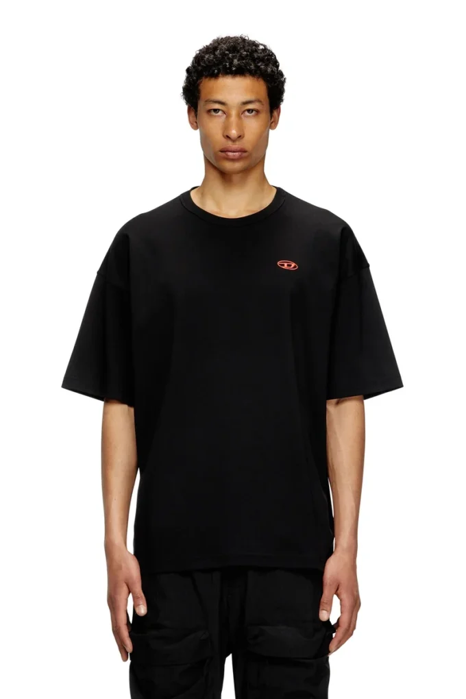 t-boxt-t6 T-shirt with red Oval D t-boxt-t6 T-shirt with red Oval D