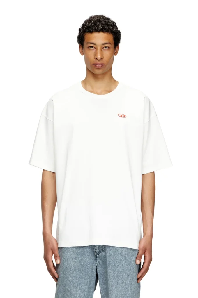t-boxt-t6 T-shirt with red Oval D t-boxt-t6 T-shirt with red Oval D