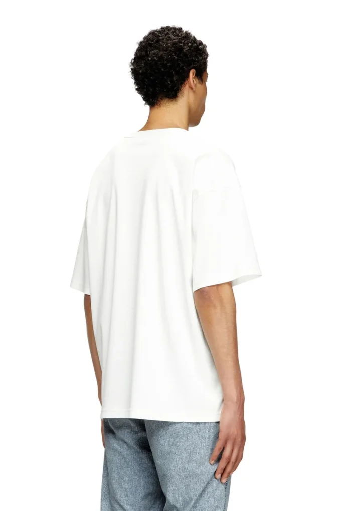 t-boxt-t6 T-shirt with red Oval D t-boxt-t6 T-shirt with red Oval D