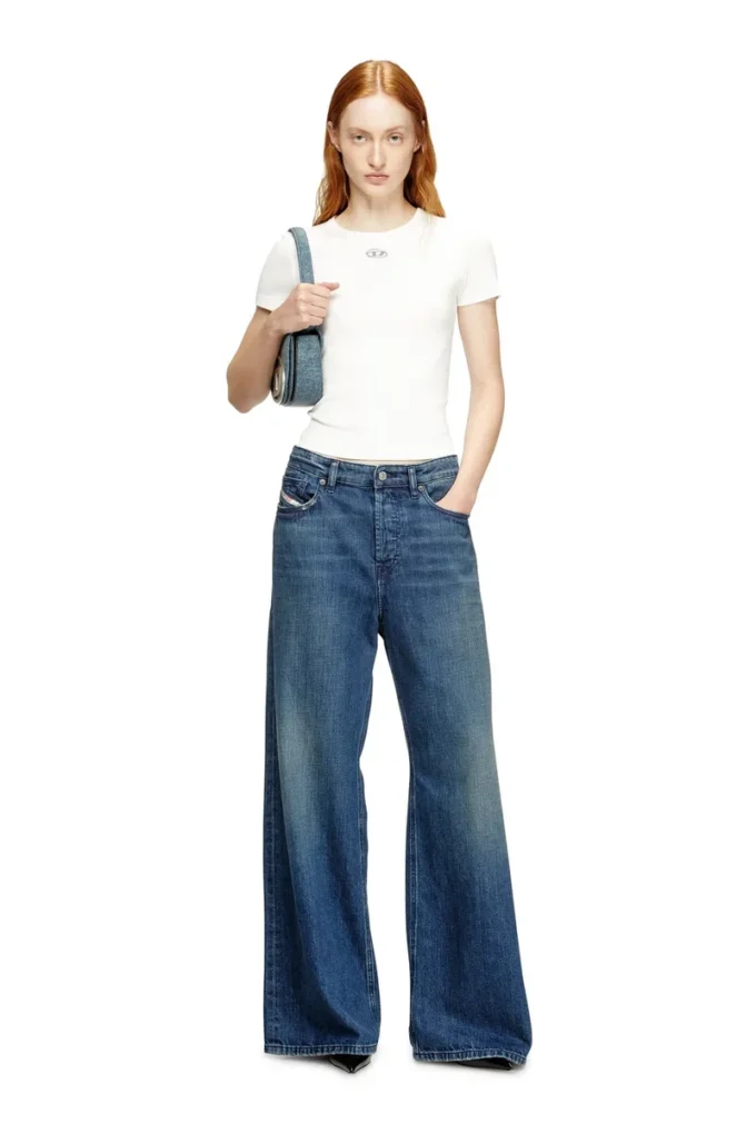 t-ele-long-od Slim ribbed T-shirt with metallic Oval D t-ele-long-od Slim ribbed T-shirt with metallic Oval D