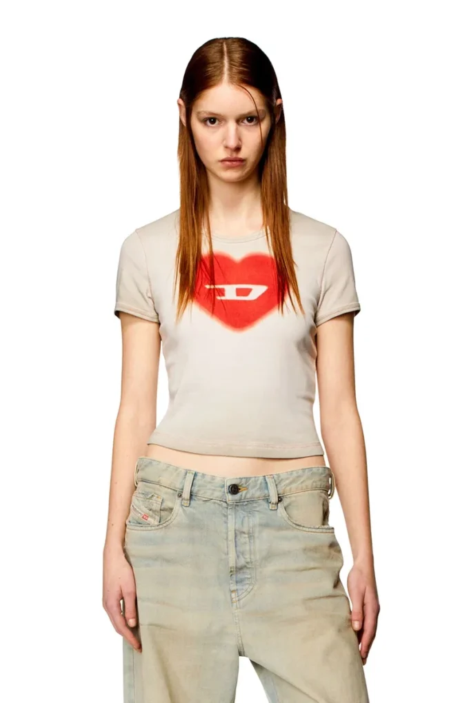 t-ele Ribbed T-shirt with watercolour heart D t-ele Ribbed T-shirt with watercolour heart D