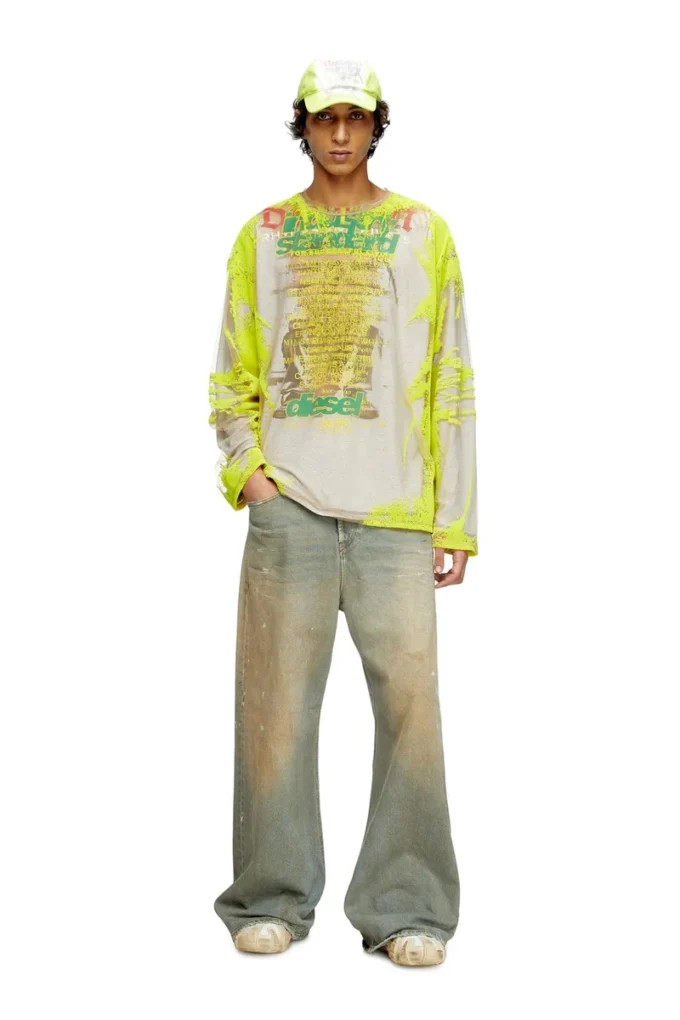 t-hassan-ls-a Long-sleeve nylon T-shirt with lyrics print t-hassan-ls-a Long-sleeve nylon T-shirt with lyrics print