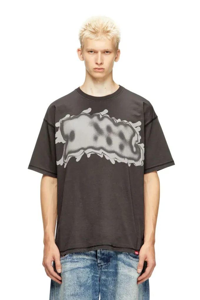 t-leonard-ihbj T-shirt with graffiti print t-leonard-ihbj T-shirt with graffiti print