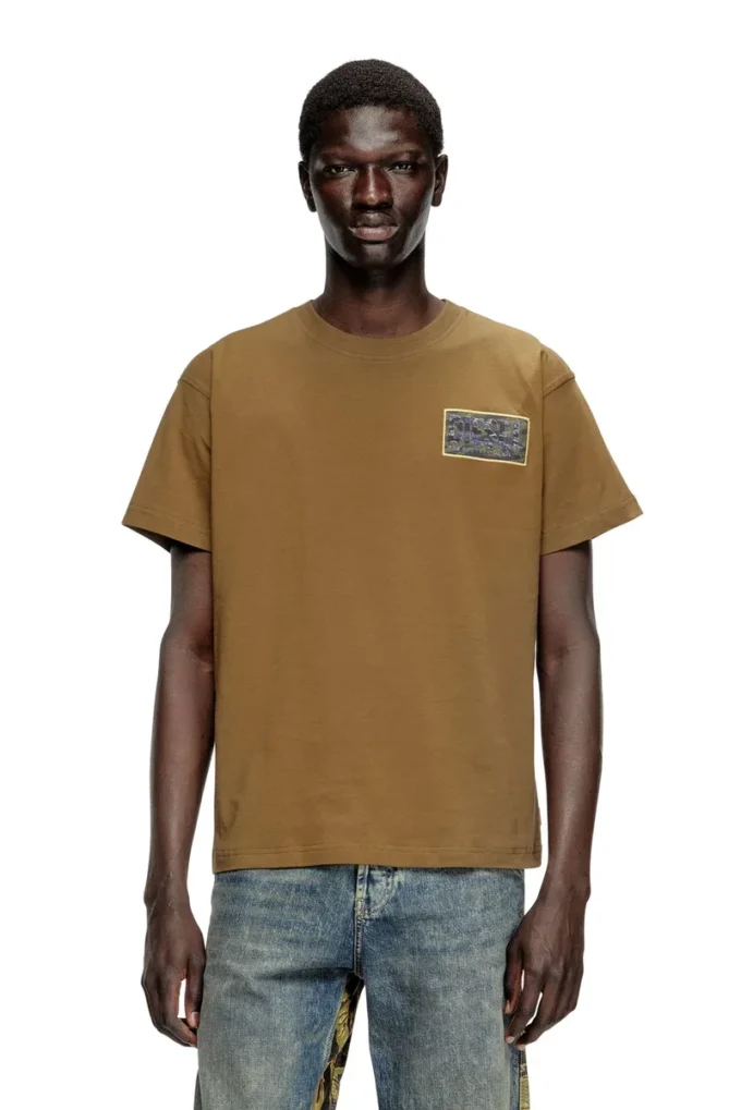 t-norm-t3 T-shirt with camo logo patch t-norm-t3 T-shirt with camo logo patch