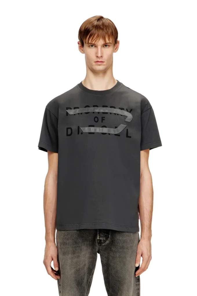 t-norm-v11 Regular T-shirt with D appliqué t-norm-v11 Regular T-shirt with D appliqué