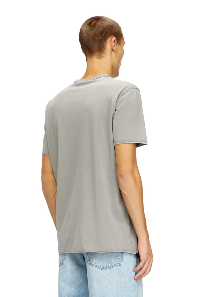 t-rawjust-v1 Acid-wash T-shirt with raw edges t-rawjust-v1 Acid-wash T-shirt with raw edges