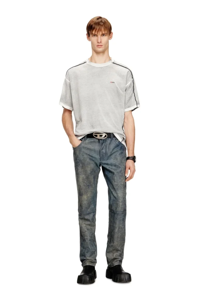 t-riven Relaxed cotton T-shirt with colour spray t-riven Relaxed cotton T-shirt with colour spray