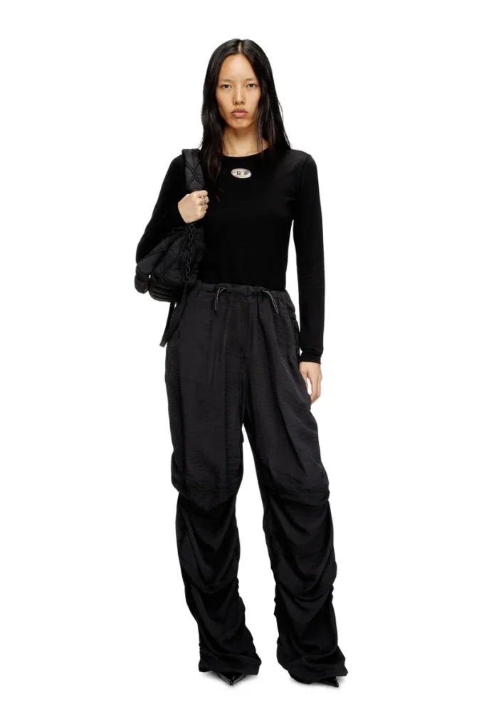 t-uncutie-long-ls-od Long-sleeve top with Oval D cut-out t-uncutie-long-ls-od Long-sleeve top with Oval D cut-out