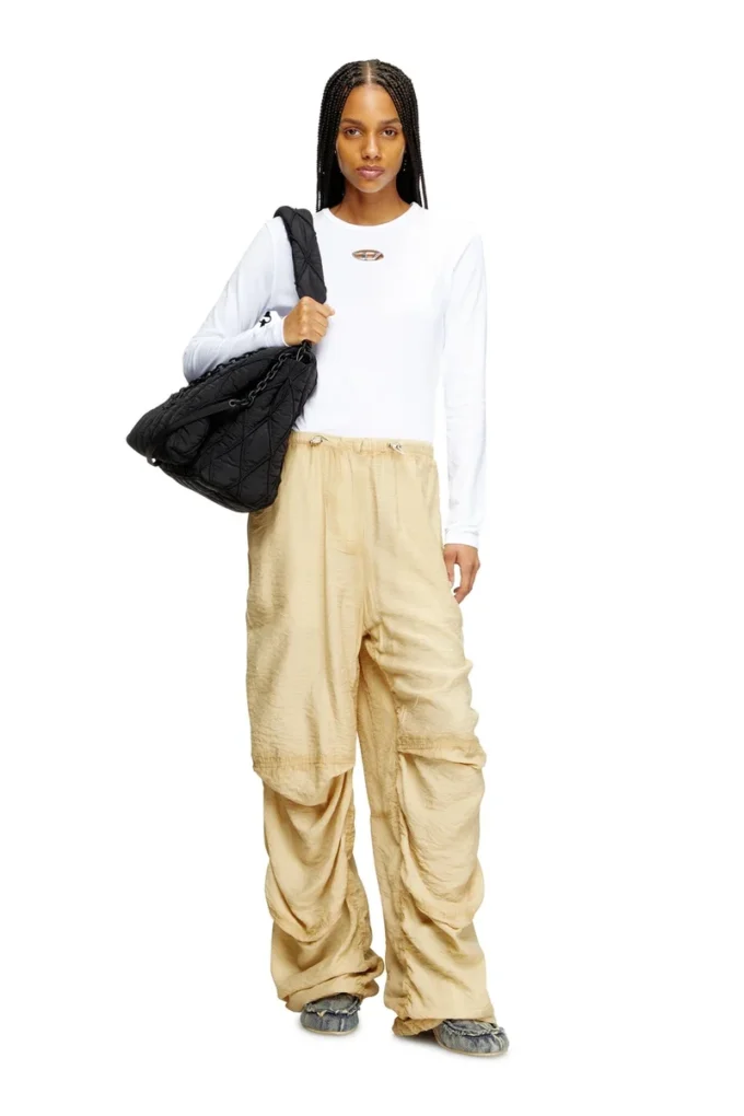 t-uncutie-long-ls-od Long-sleeve top with Oval D cut-out t-uncutie-long-ls-od Long-sleeve top with Oval D cut-out