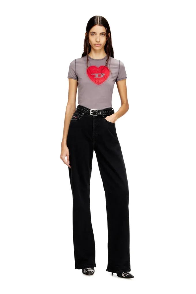 t-uncuties-long-s5 Slim T-shirt with heart print and studs t-uncuties-long-s5 Slim T-shirt with heart print and studs