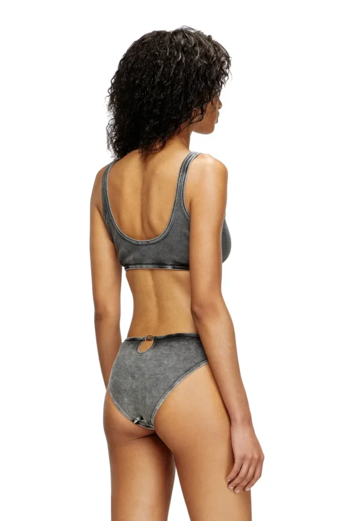 ufpn-d-oval-high-waisted-brief Find nearest store ufpn-d-oval-high-waisted-brief Find nearest store